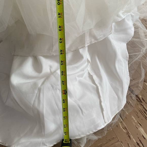 Bridal dress - Picture 6 of 8